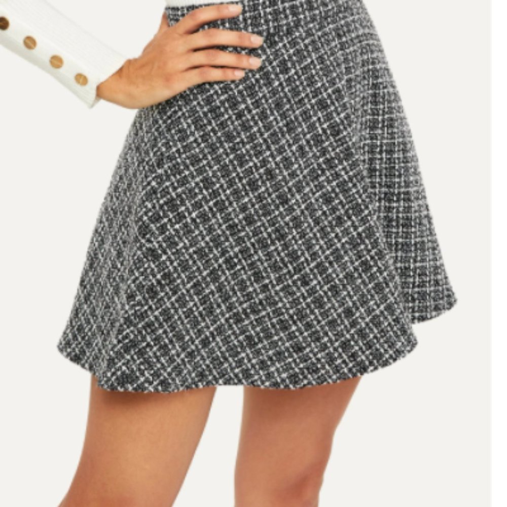 NEW Zip Back Plaid Tweed Skirt